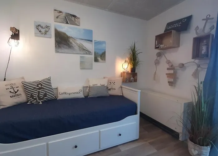 Strandkorb 60 - Kleine Guenstige Fewo An Der Ostsee Zwischen Dahme Und Heiligenhafen